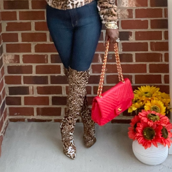 LEGEND! - Picture 6 of 9